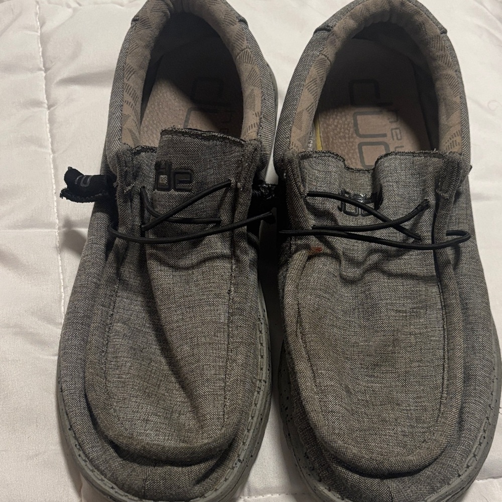 Hey Dude Men's Gray Loafers